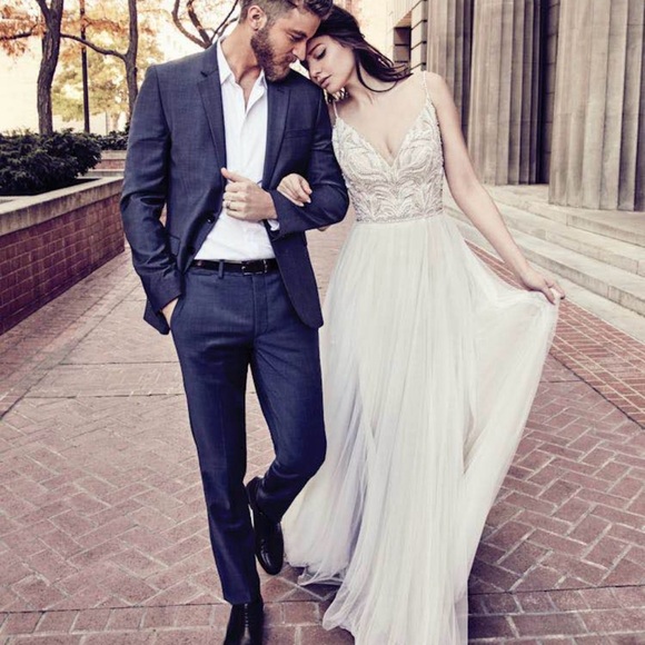 Maggie Sottero Charlene Wedding Dress - Picture 2 of 5